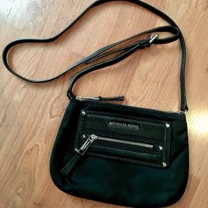 Black Michael Kors Crossbody Purse